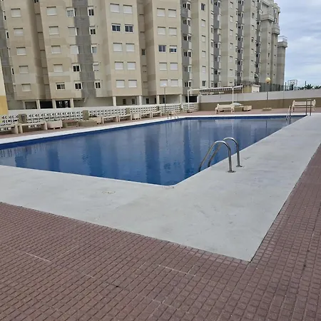 Family Vacations Apartment *